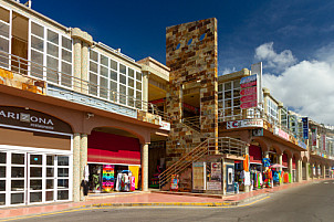 Pasarella Shopping Centre