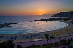 Playa Amadores during sunset