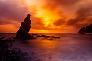 Sunrise at La Caleta beach - Hermigua - La Gomera