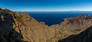 El Hierro y La Palma desde el Mirador Ermita del Santo - Arure - La Gomera