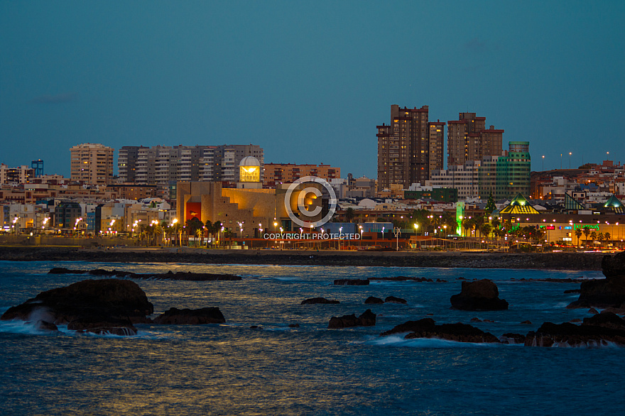 The skyline of Las Palmas in the evening